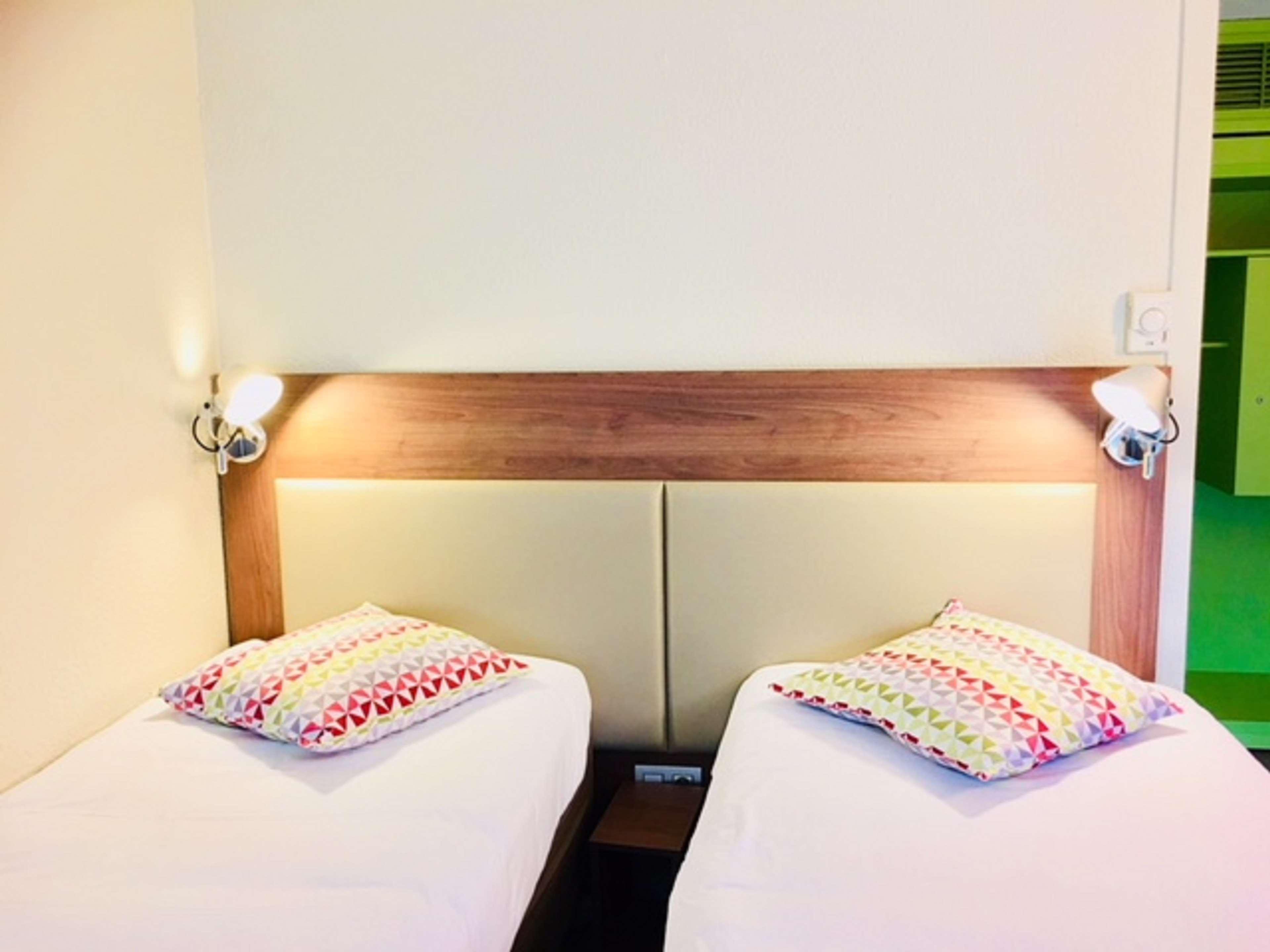Campanile Deauville Saint-arnoult Hotel 3*