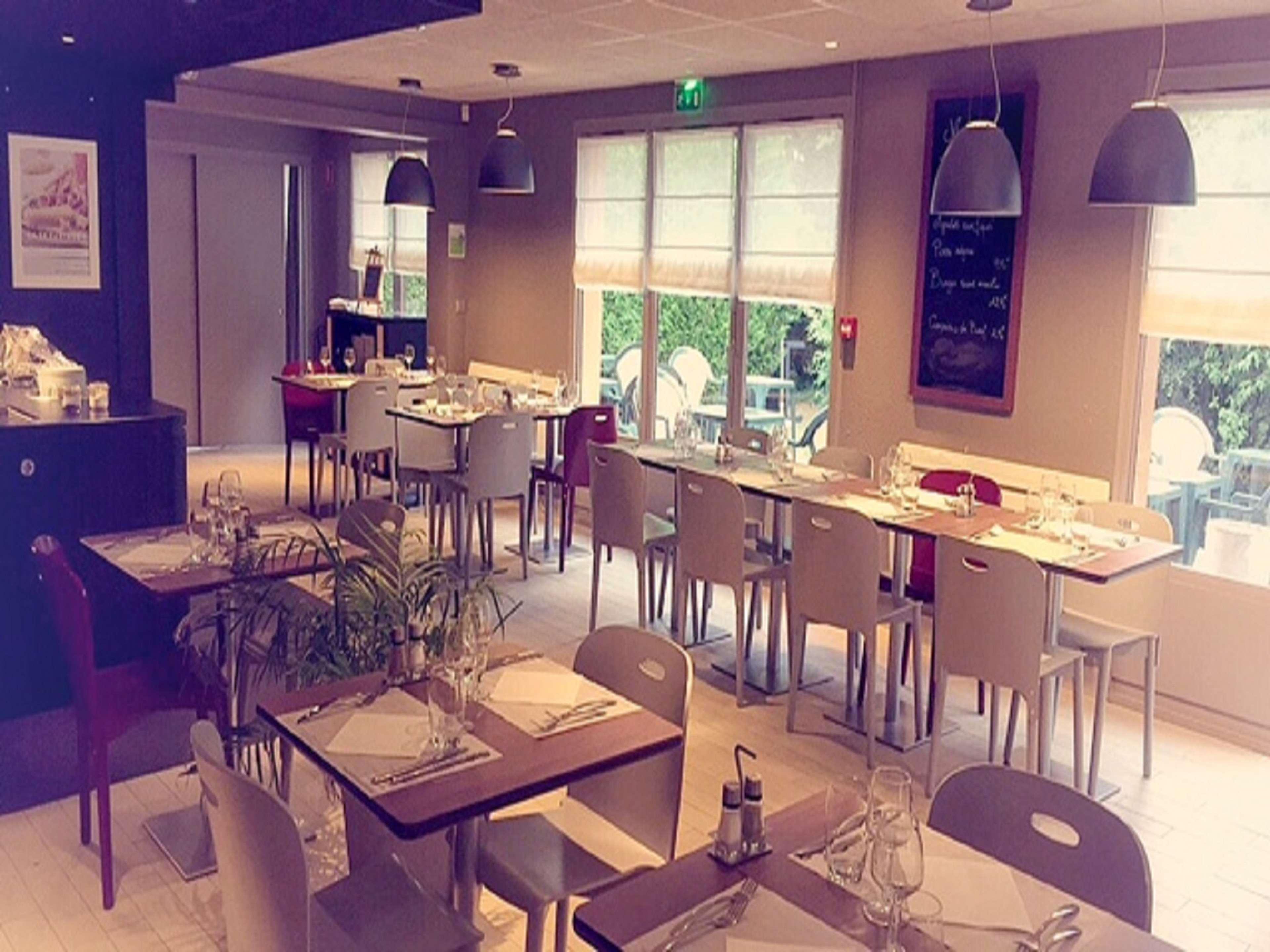 Campanile Deauville Saint-arnoult Hotel 3*